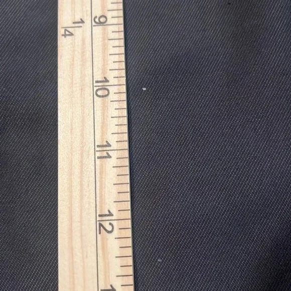 Columbia Sportswear Dark Gray Men's Shorts Size 36 - Picture 9 of 14